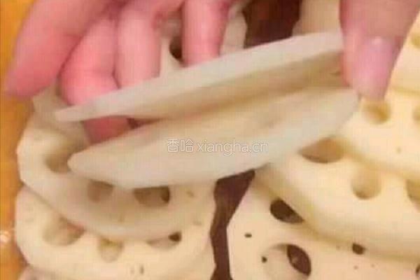 爽脆麻辣藕片的做法图解2