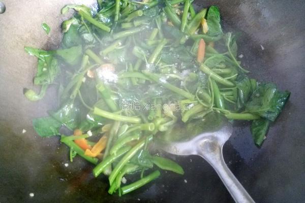 辣炒空心菜的做法图解6