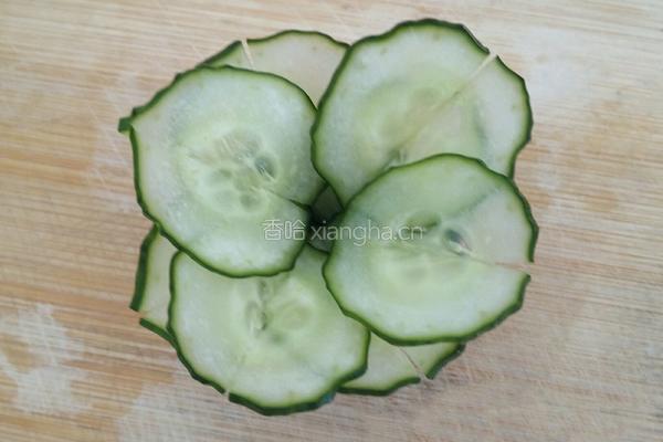 黄瓜拼盘的做法图解10