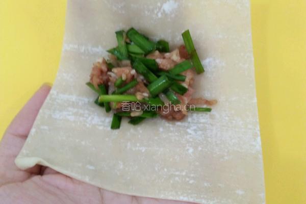 韭菜鸡蛋肉馅馄饨的做法图解6
