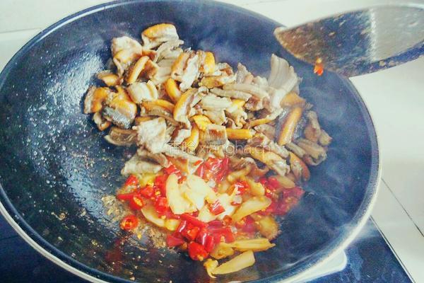 蒜苔烧黄鳝的做法图解7