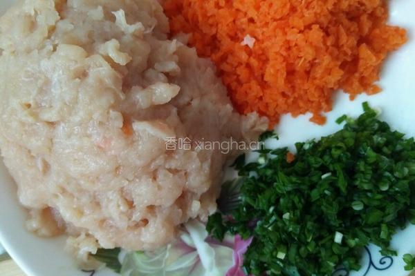 番茄丸子汤的做法图解1