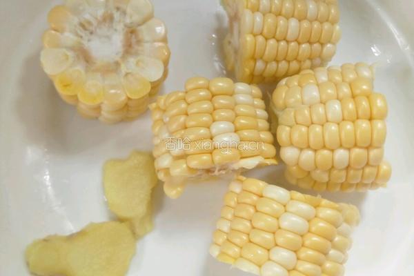 板栗玉米排骨汤的做法图解6