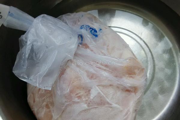 黄瓜炒鸡肉的做法图解3
