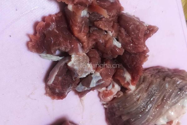 土豆烧牛腩的做法图解2