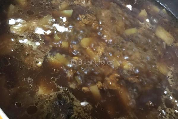 土豆烧牛腩的做法图解8