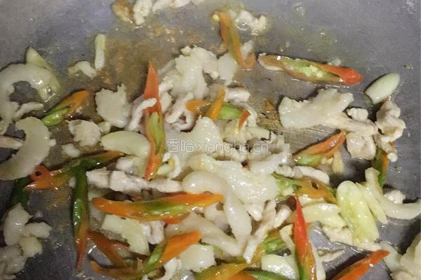 芹菜肉丝的做法图解4