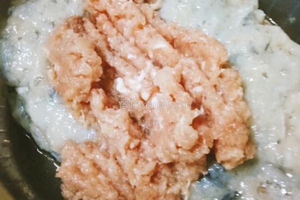 炸豆腐鱼丸子的做法图解3