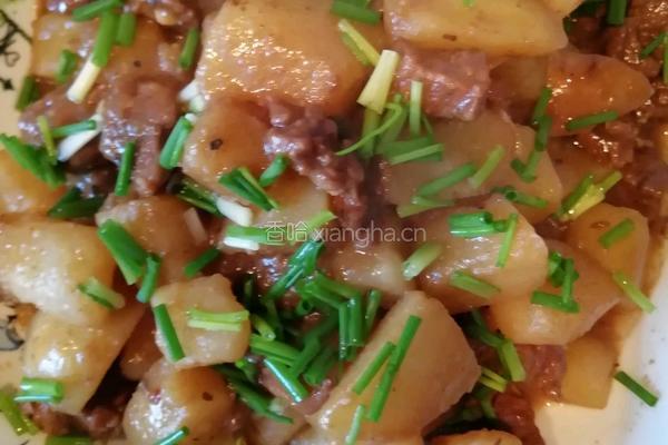 土豆炖牛肉的做法图解12