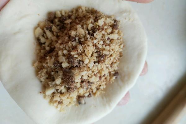 红糖核桃馅包子 蜜豆馅包子的做法图解21