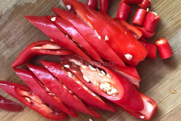 小炒鸡肉的做法图解3