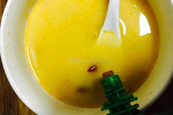咸蛋黄鲜虾汤的做法图解12