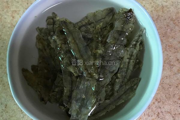 虾菇干烩豆腐的做法图解3