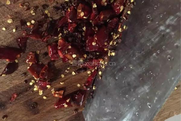 水煮鱼片的做法图解2