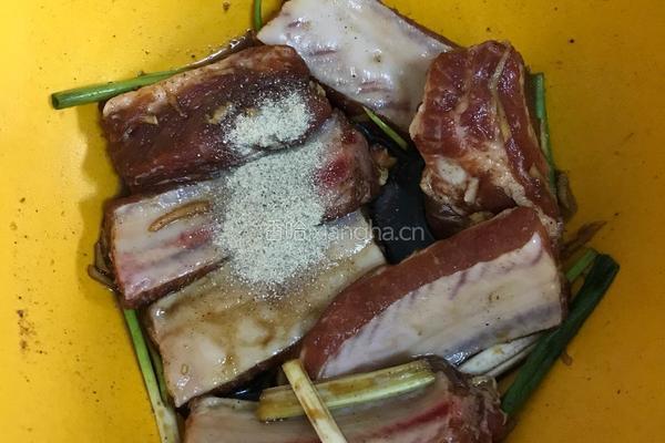 糯米蒸排骨的做法图解2
