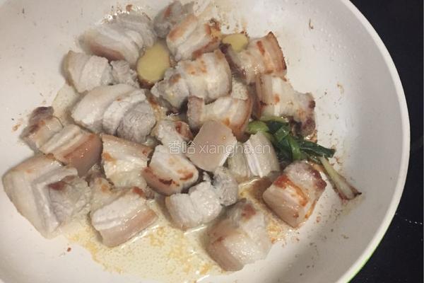 南乳汁红烧肉的做法图解10