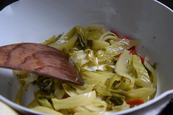 四季豆炒酸菜的做法图解6