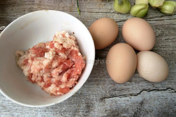 肉沫蒸鸡蛋的做法图解1