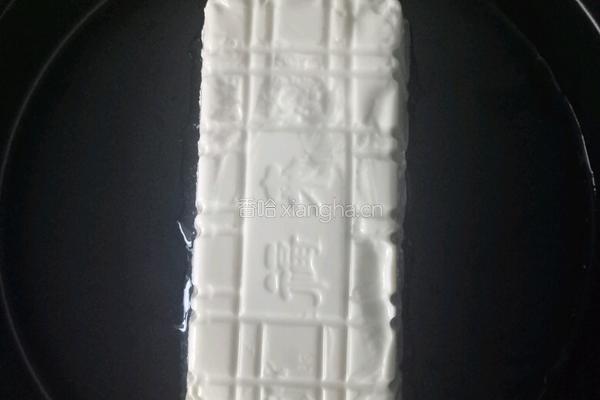 浇油内脂豆腐的做法图解2