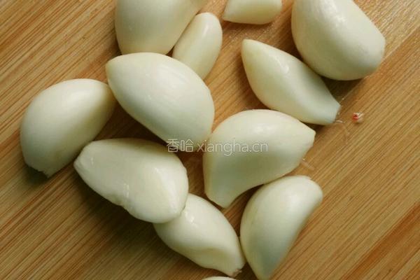 蒜蓉粉丝蒸扇贝的做法图解5
