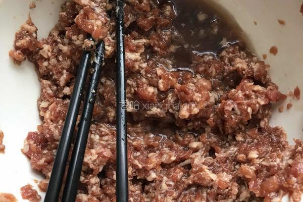 酸菜肉蒸饺的做法图解4