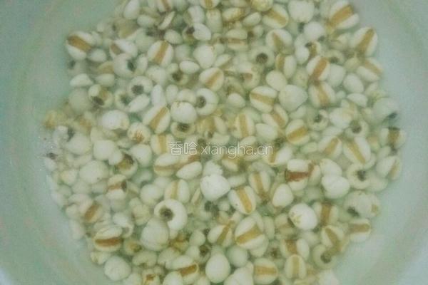 红豆薏米花生红薯糖水的做法图解1