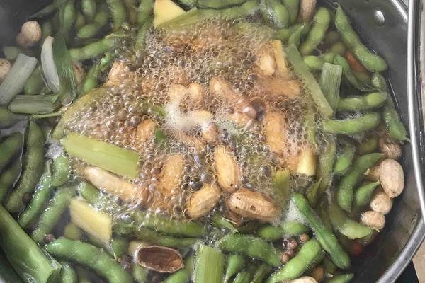 五香花生毛豆的做法图解6