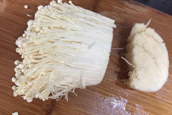 蚝油凉拌金针菇的做法图解2