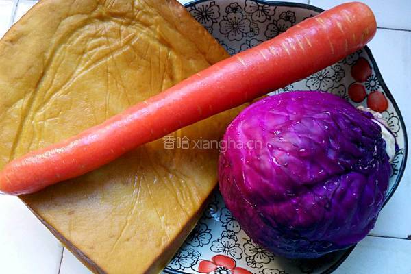 凉拌紫菜豆腐干的做法图解2