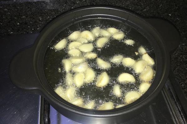豆酱焗蟹的做法图解2