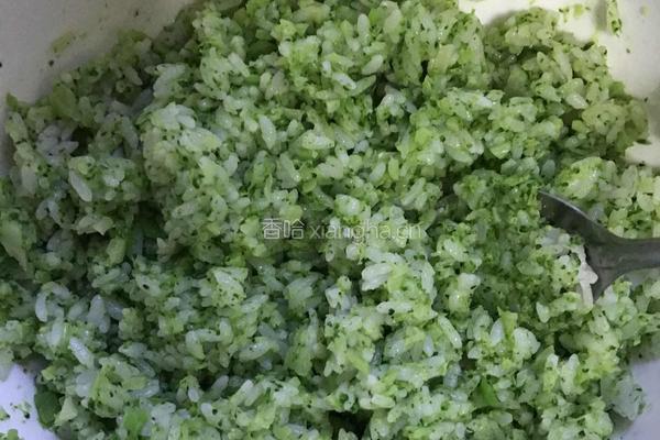 金枪鱼蔬菜包饭的做法图解3