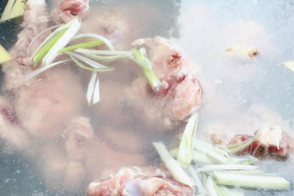 排骨番茄香菇汤的做法图解7