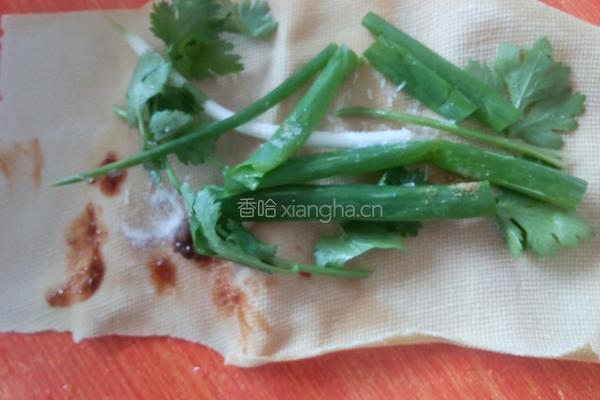 煎干豆腐卷的做法图解3