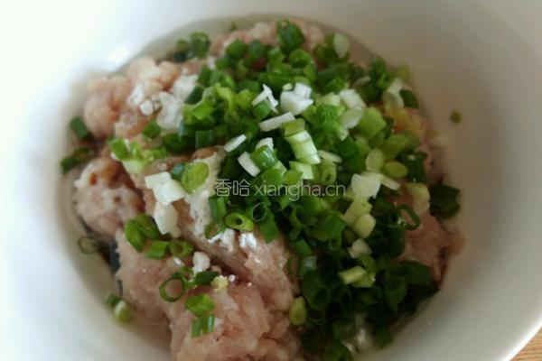 鲜肉水饺的做法图解3