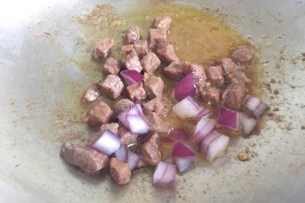 牛肉粒杂蔬炒饭的做法图解7