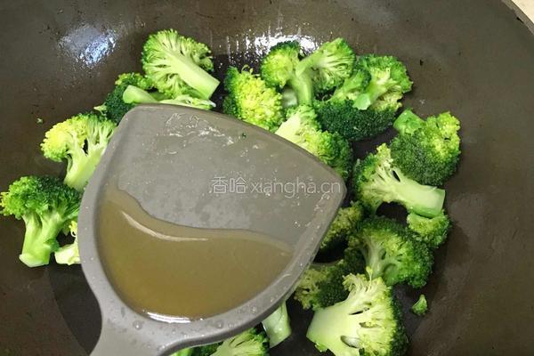 青菜西兰花的做法图解5