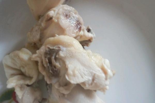 炖鸡肉块的做法图解2