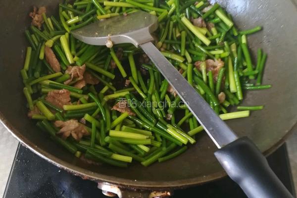 蒜薹炒肉的做法图解7