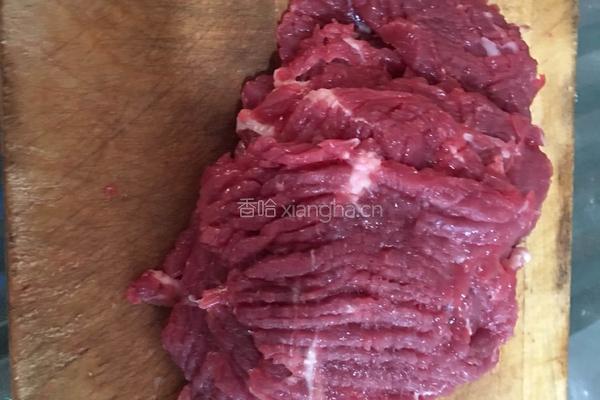 香酥牛排的做法图解2