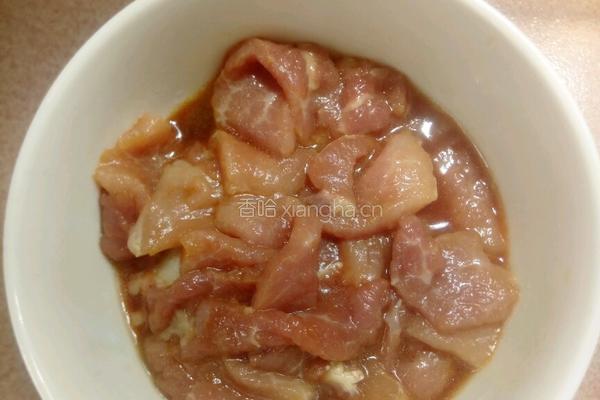 菠菜瘦肉汤的做法图解2
