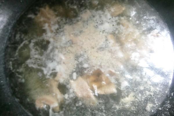 菠菜瘦肉汤的做法图解4