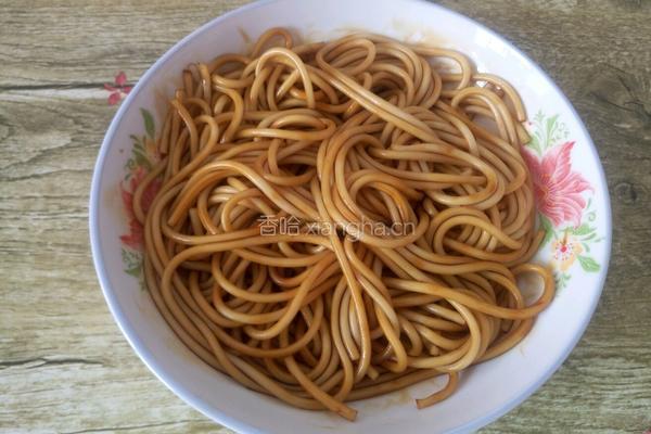 包包菜炒粉条的做法图解3