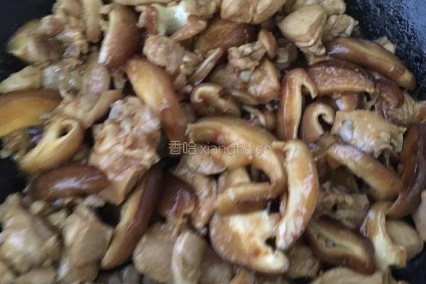 早餐组合（黄焖鸡米饭，萝卜紫菜汤）的做法图解6