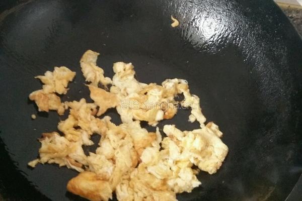 番茄炒蛋的做法图解3
