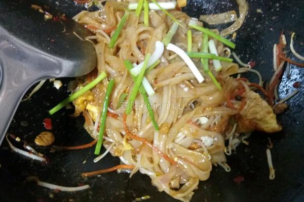 鸡蛋炒河粉的做法图解8