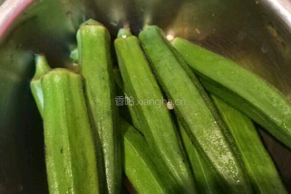 秋葵酿肉的做法图解1