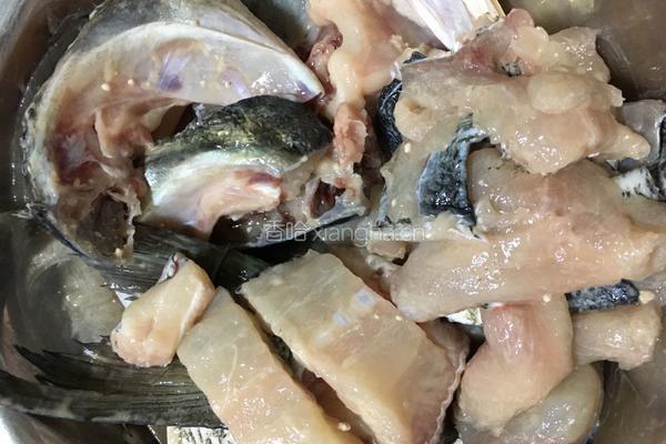 冷锅鱼的做法图解1
