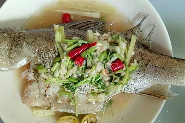 泰式柠香鲈鱼的做法图解7