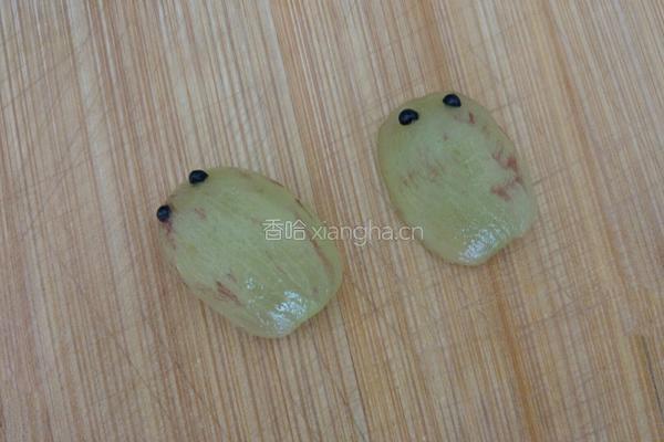 出水莲花拼盘的做法图解10