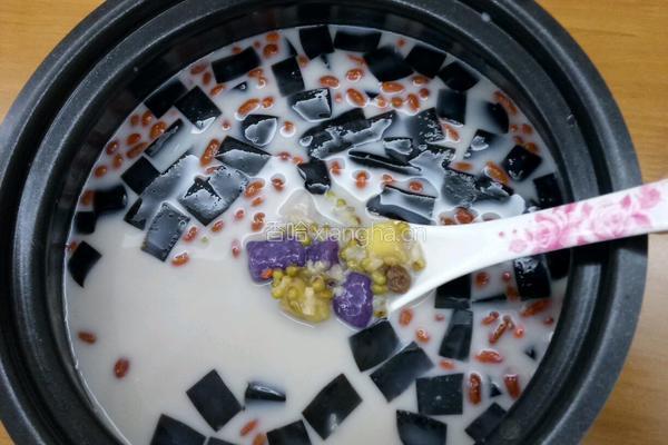 烧仙草奶茶的做法图解5